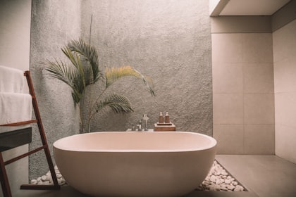Private en-suite bathroom